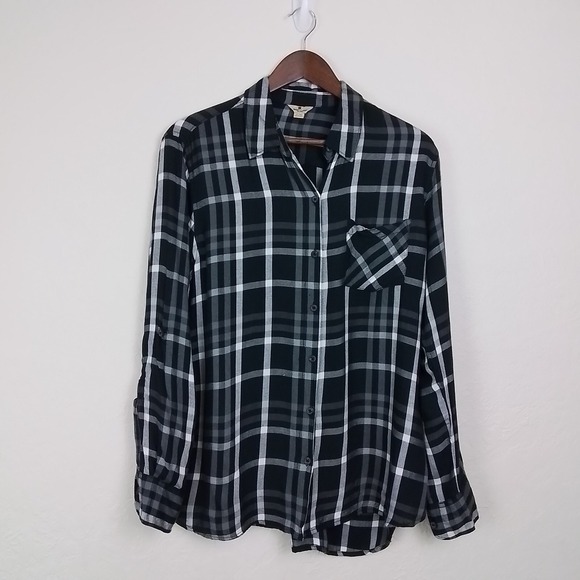 Woolrich Tops - Woolrich Womens Flannel Shirt XL Black White Plaid Relaxed Fit Roll Tab‎ Sleeves